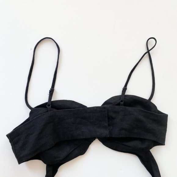 Avec les filles linen blend wrap around crop top - Picture 4 of 5